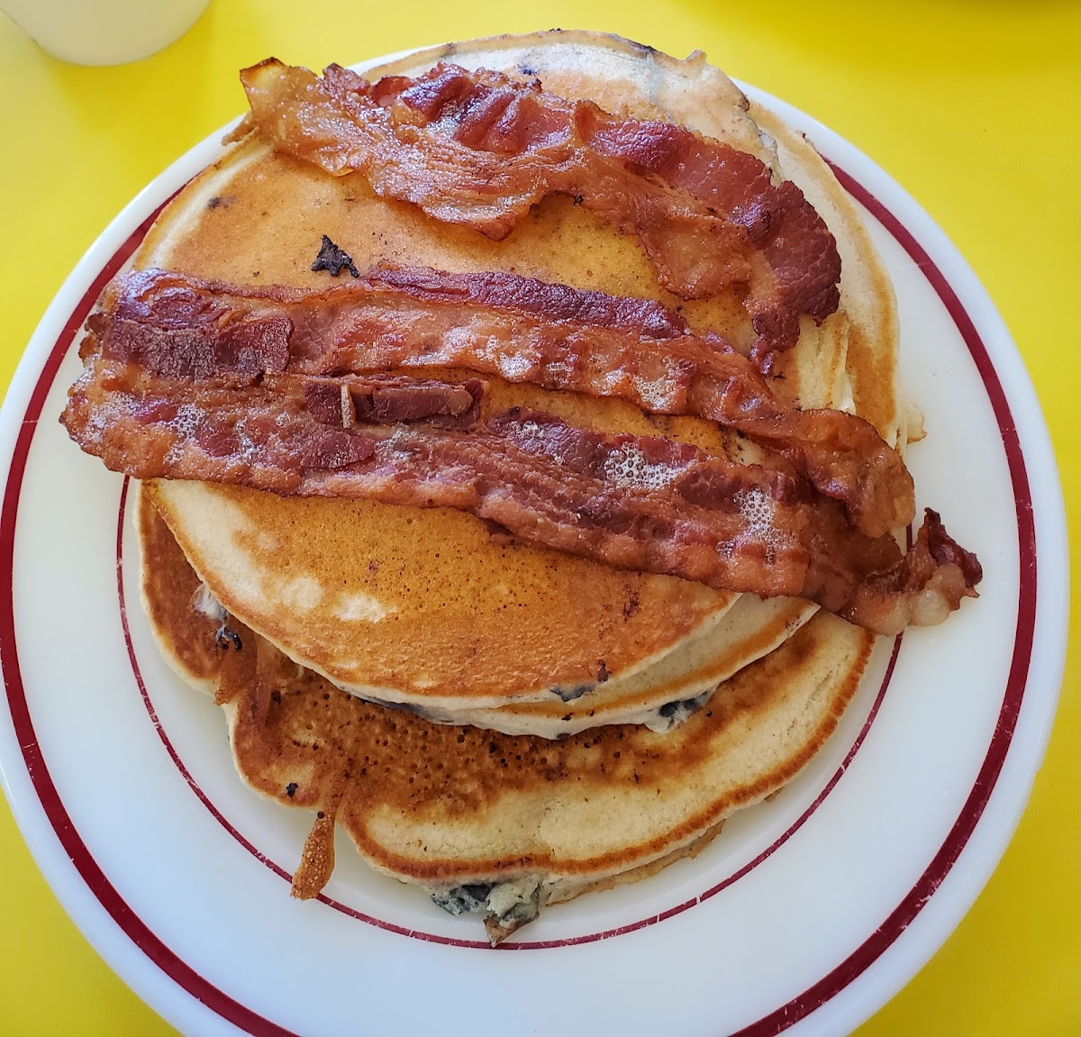 Broadway Coffee Shop & Dairy Photo 2