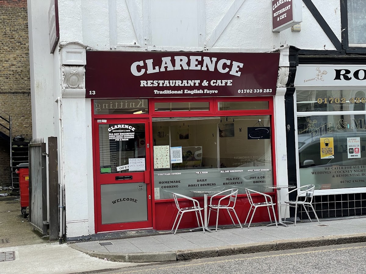 Clarence Restaurant & Cafe Photo 4