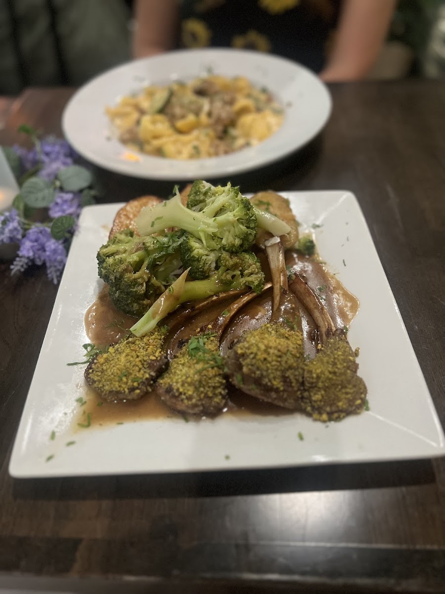 Fava Restaurant Photo 8