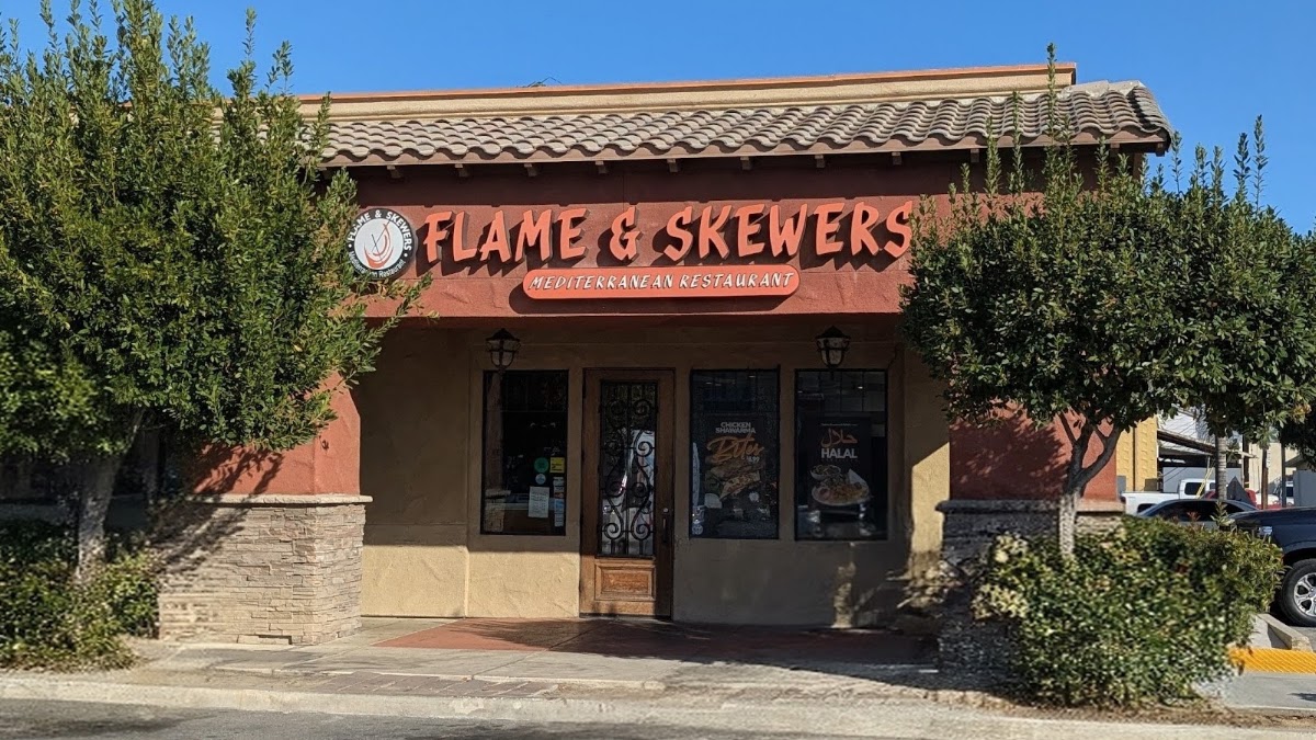 Flame & Skewers Mediterranean Restaurant Photo 4