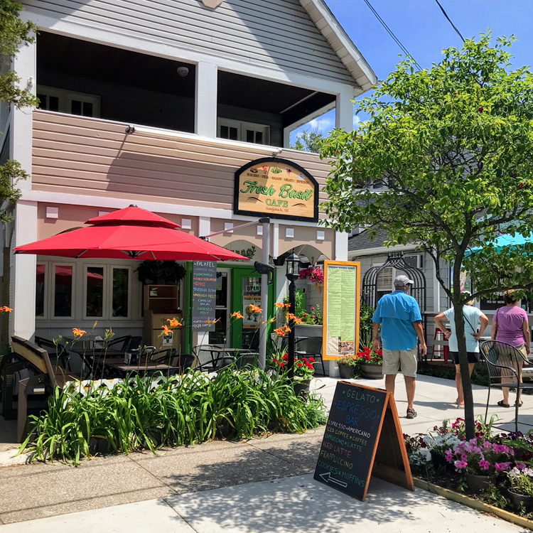 Fresh Basil Cafe
