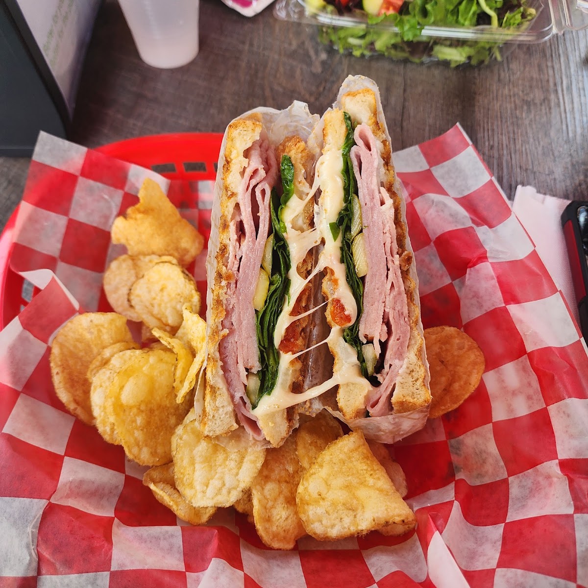 Fresh Basil Cafe Photo 9