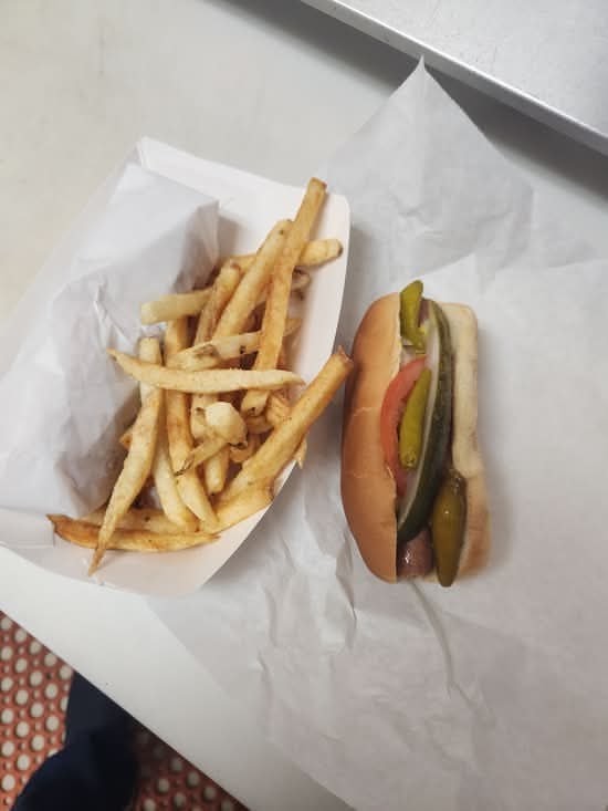 Johnny's Red Hots & Gyros Photo 4
