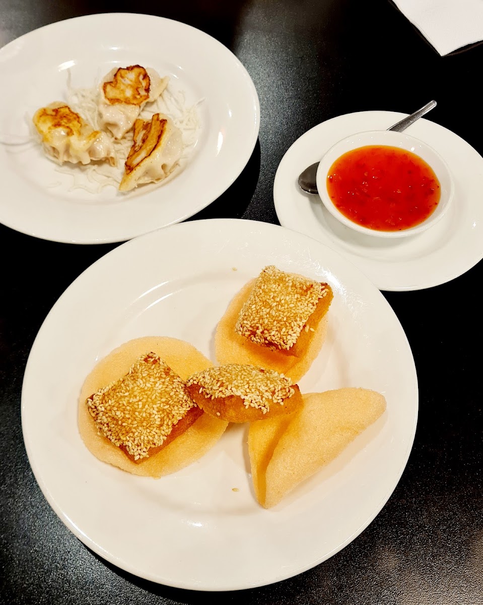 Lam's Marble Dragon Restaurant Photo 6