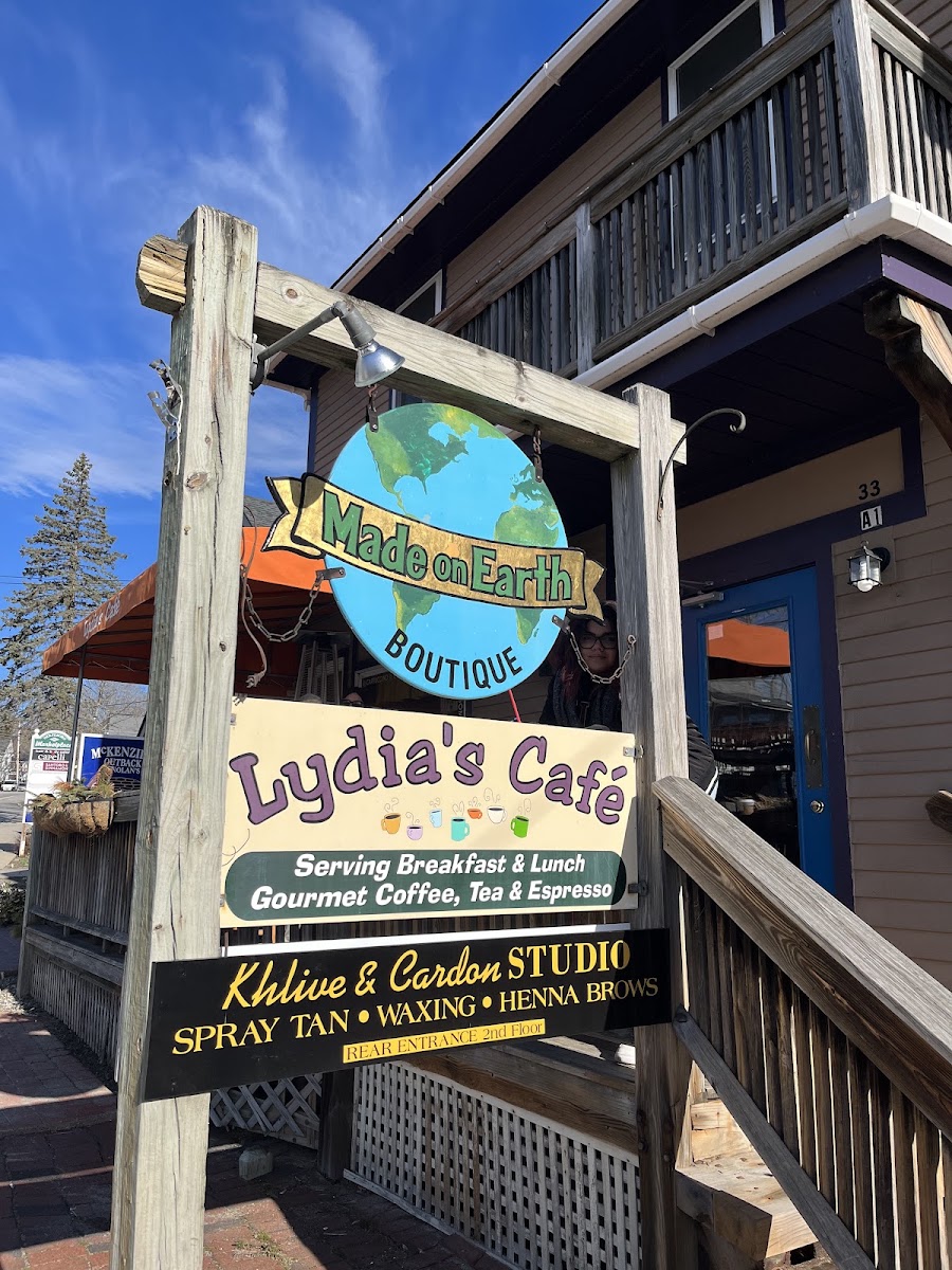 Lydia's Cafe Photo 4