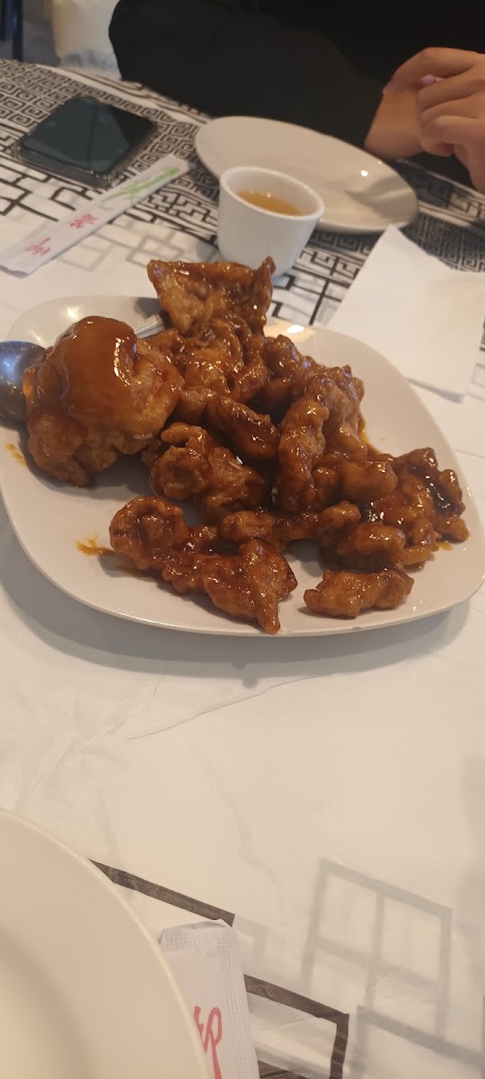 May Flower Restaurant Photo 6