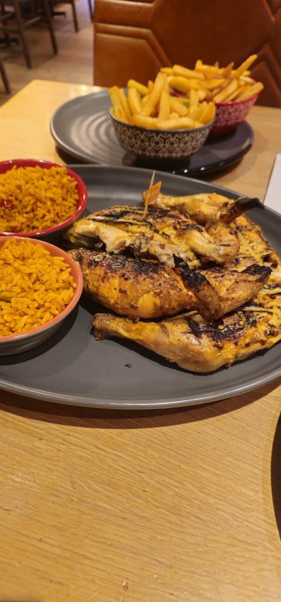 Nando's Hornchurch Photo 10