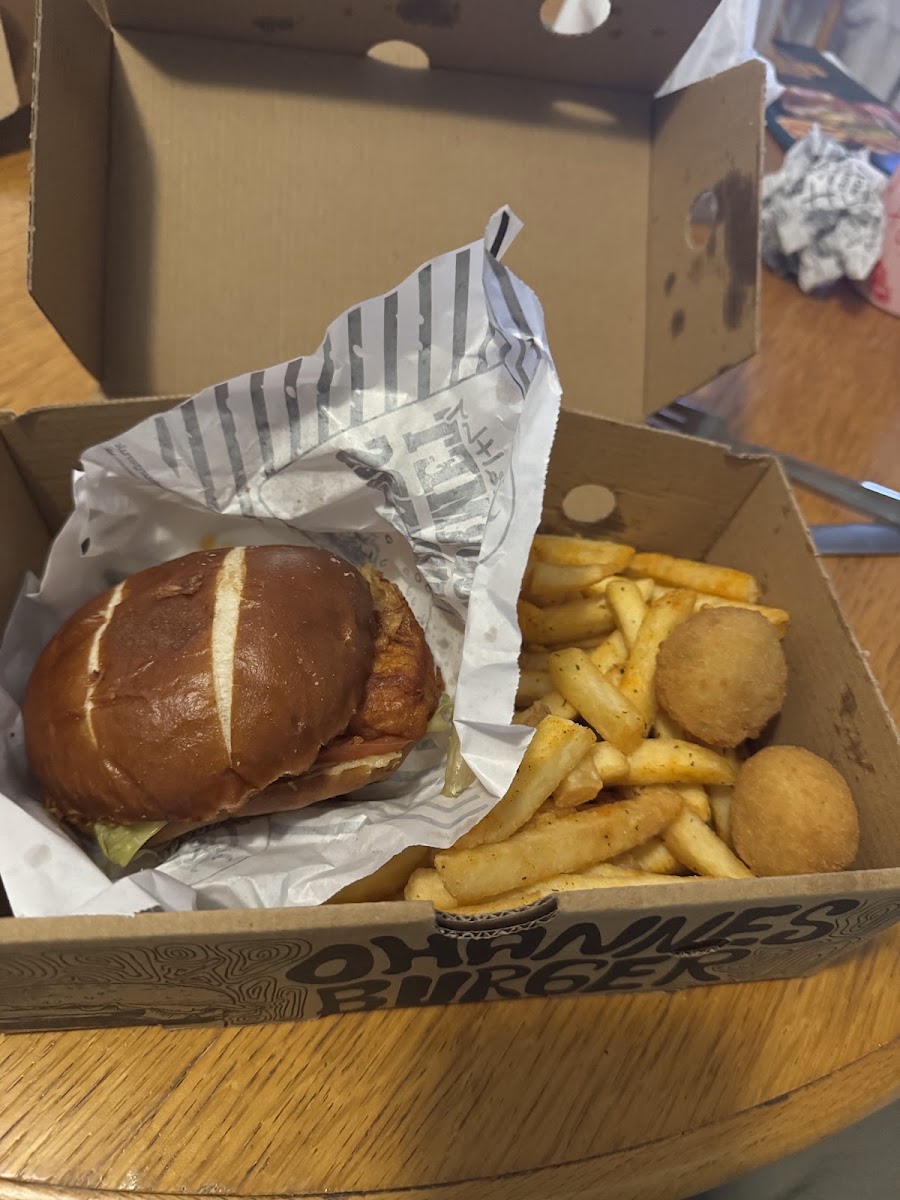 Ohannes Burgers Photo 2