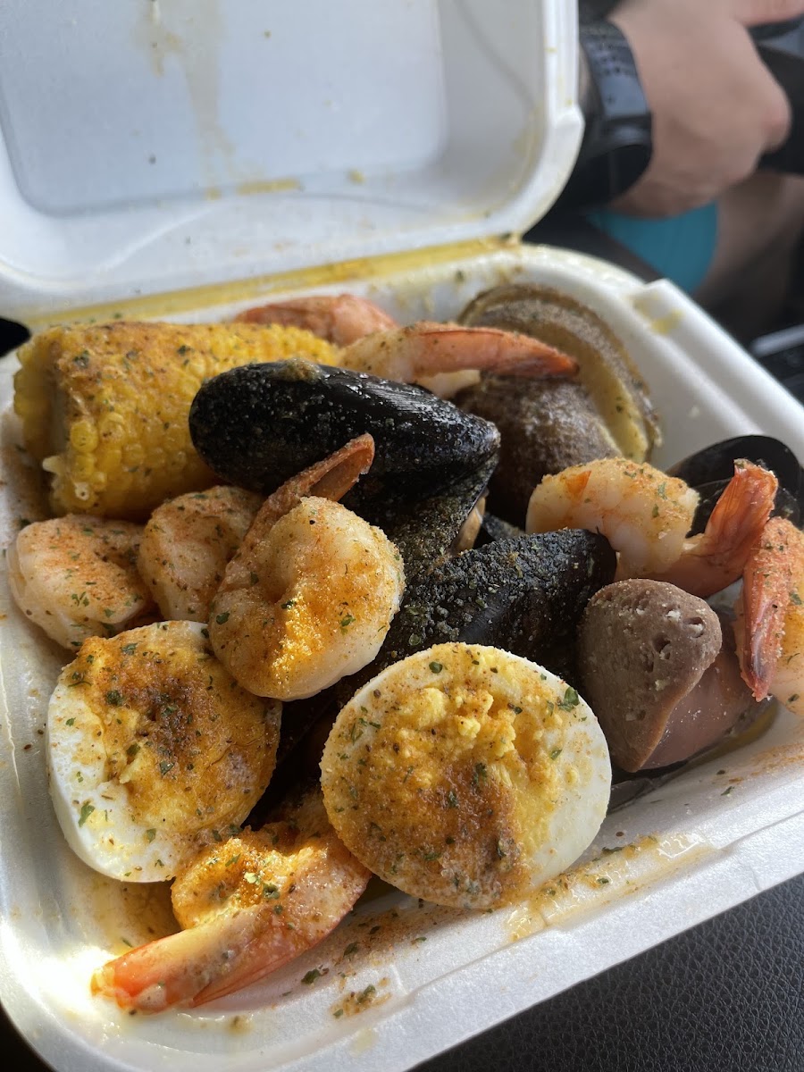 Rollin N Flavor Jamican Food Photo 2