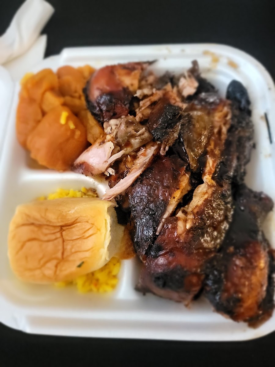 Rollin N Flavor Jamican Food Photo 5