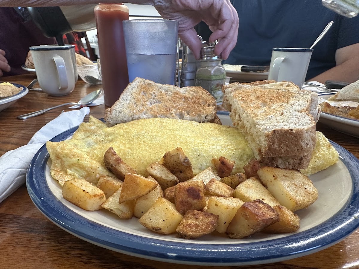 Sue's Cobscook Bay Cafe Photo 10