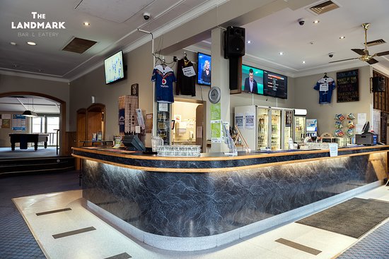 The Corner Bar And Eatery