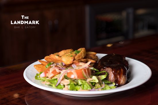 The Corner Bar And Eatery Photo 3