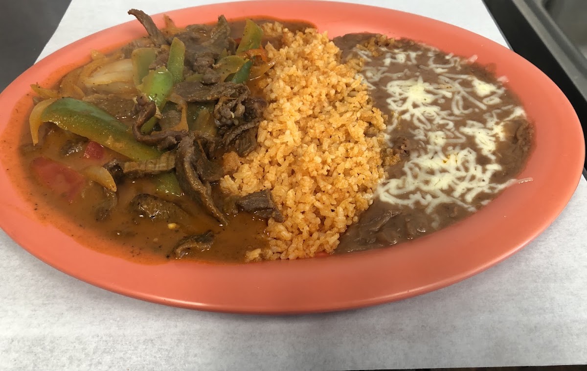Tustacos Taqueria Photo 10