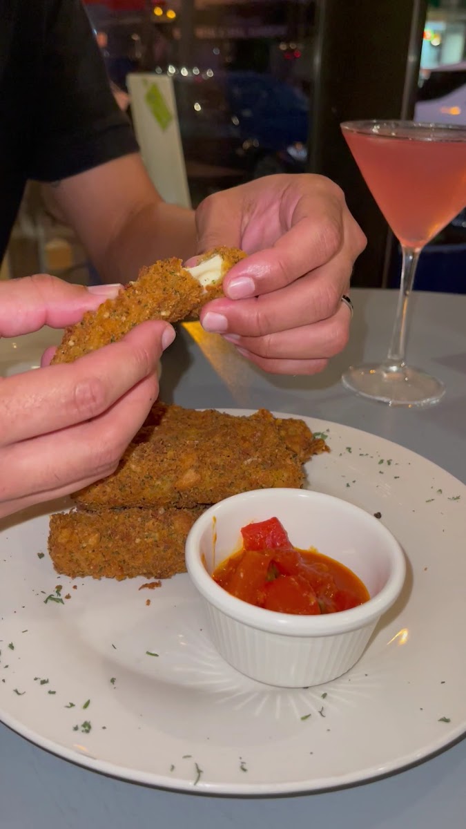 Vilorio’S Italian Bistro Photo 2