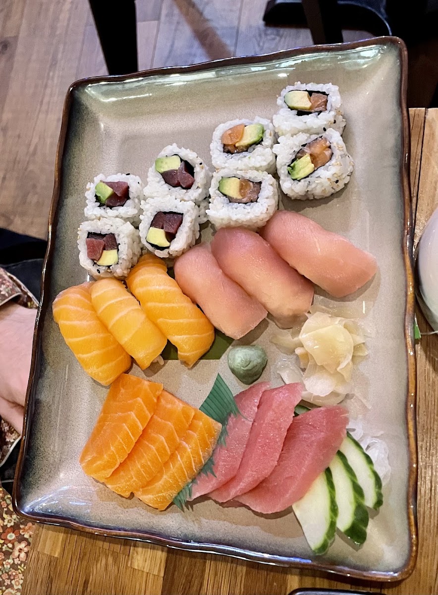 Yume (Sushi Restaurant & Takeaway) Photo 9